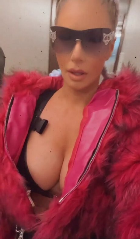 leather leggings onlyfans sexy nude galleries