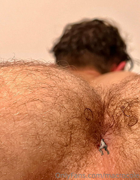 macrocole nudes model pics