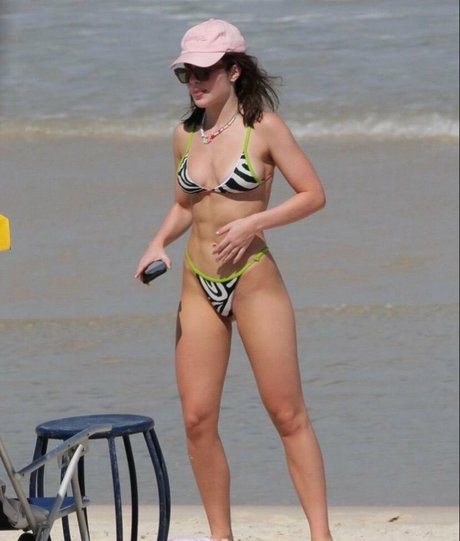 curvy teen onlyfans erotic galleries