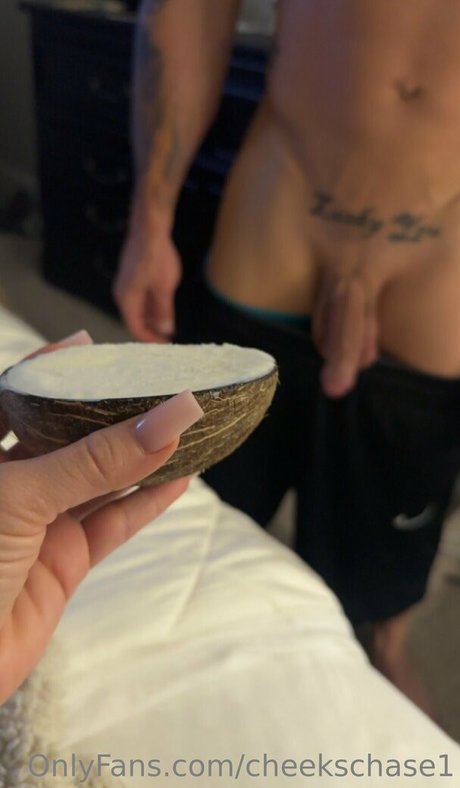 cheekschase1 exclusive star picture
