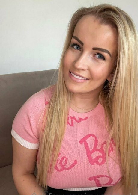 fun milf onlyfans hd image