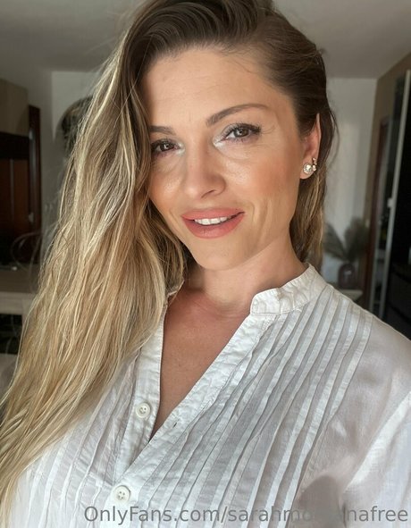 sarahmontanafree hot actress pictures