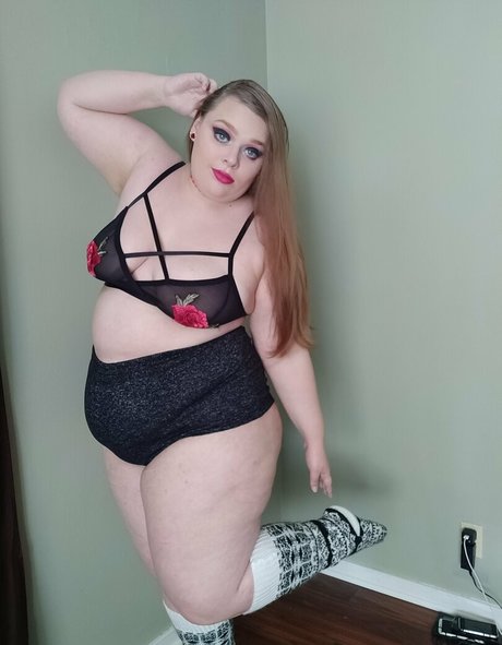 curvy muscle onlyfans best pic