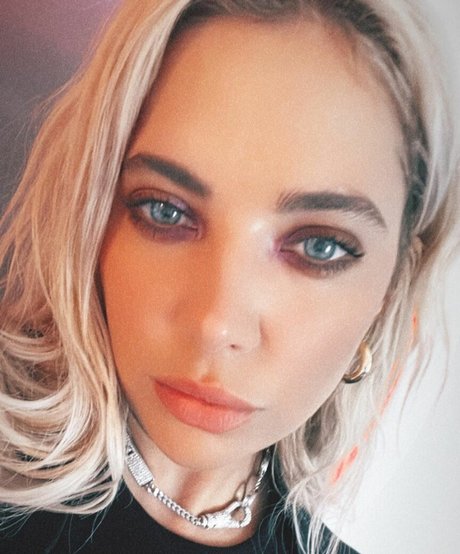 Ashley Benson high quality pornstar galleries