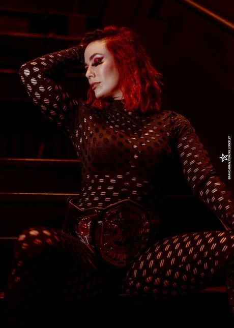 Killer Kelly perfect pornstar photos