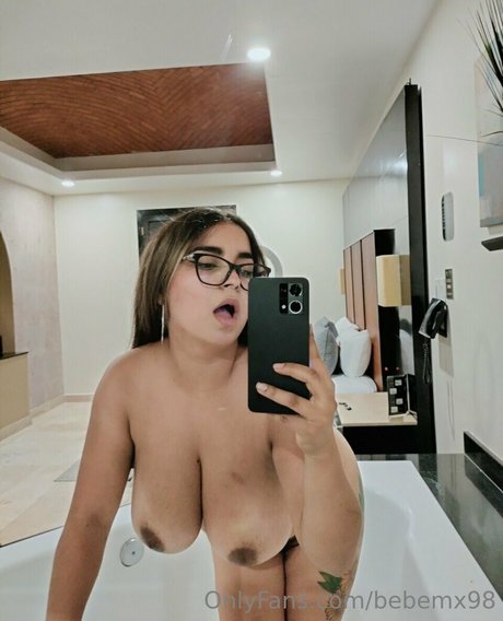VanessaMX98 nice pornstar gallery