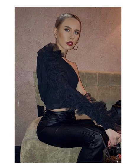 Minhas Edit art pornstar pics