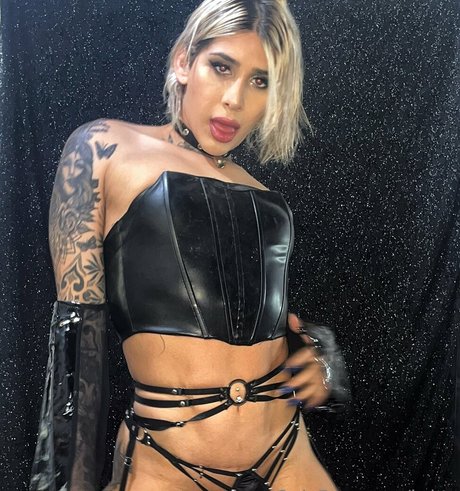 blonde small tits onlyfans exclusive pictures