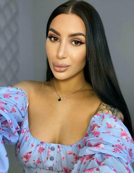 big tits teen onlyfans free naked img