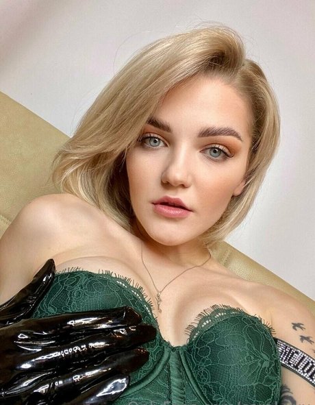 carol xxx nice star picture