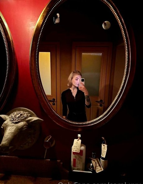 carol xxx pornographic star gallery