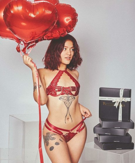 domina lady star hot pics