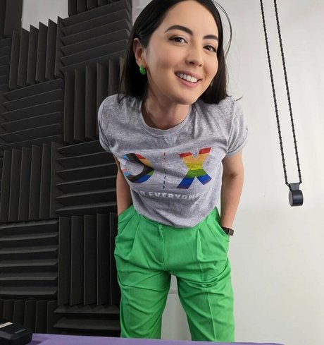 squirt onlyfans nude photo