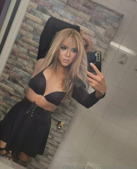 juicytrans nudes pornstar photos