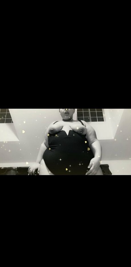 cheybbxxx nudes pornstar picture