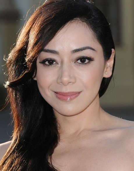 Aimee Garcia best model images