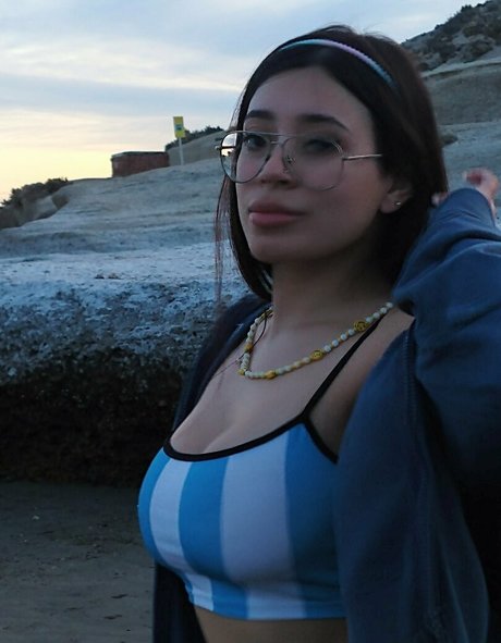 carolinee2000 nice actress img