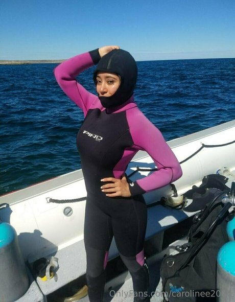 carolinee2000 pornstar adult galleries