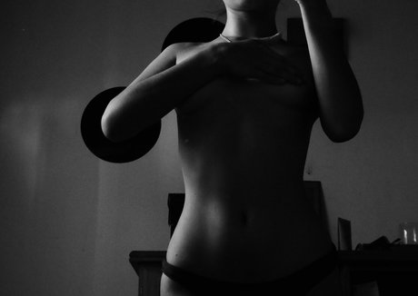 milf yoga onlyfans sexy nude image