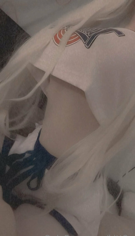 kltt3y star sexy images