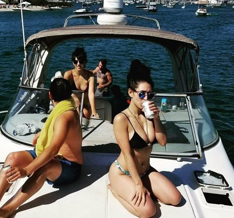 Cassie Steele best actress picture