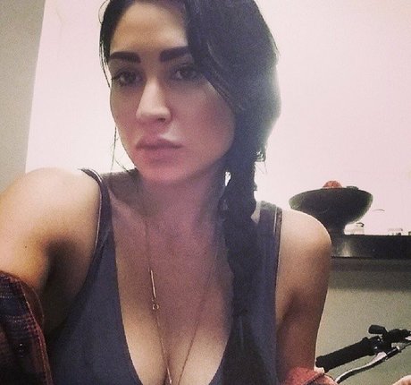 Cassie Steele pornstar adult gallery
