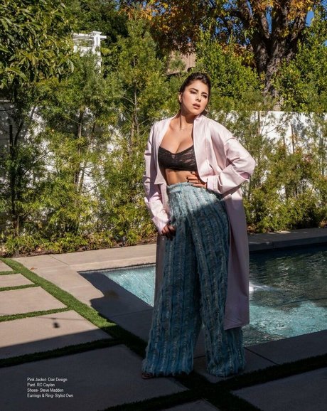 Daniella Monet model free pic