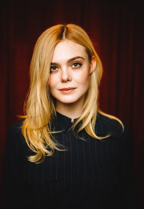 Elle Fanning sex star photos