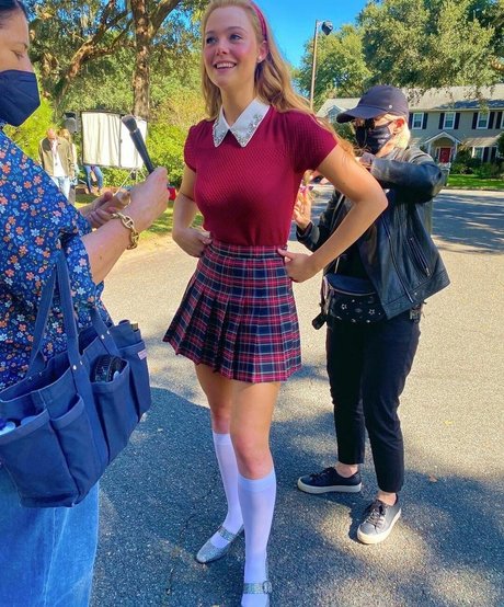 Elle Fanning hd pornstar gallery