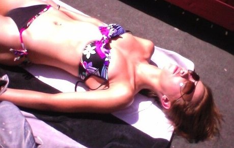 Una Healy perfect actress img