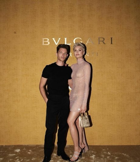 Wallis Day best star archive