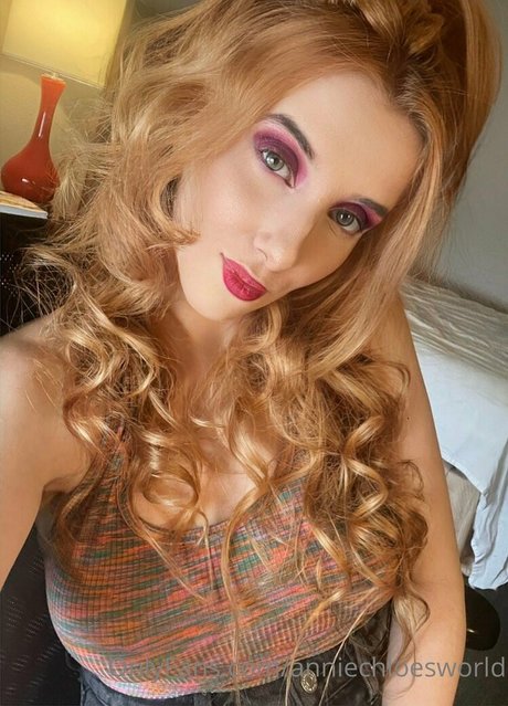 anniechloesworld hd actress photo