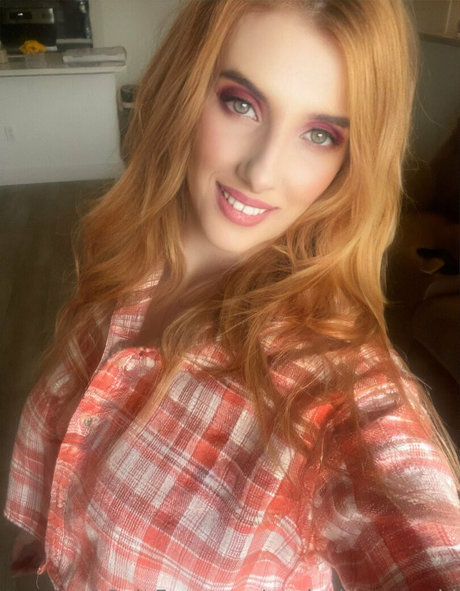 anniechloesworld model high quality pics