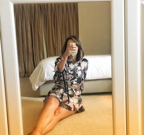 Sally Nugent star hd picture