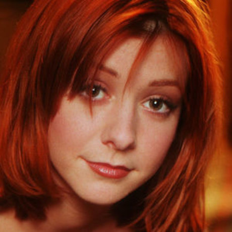 Alyson Hannigan exclusive star image