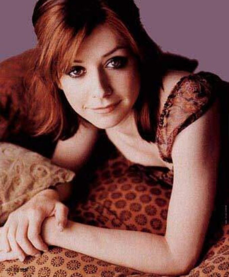 Alyson Hannigan model beautiful galleries