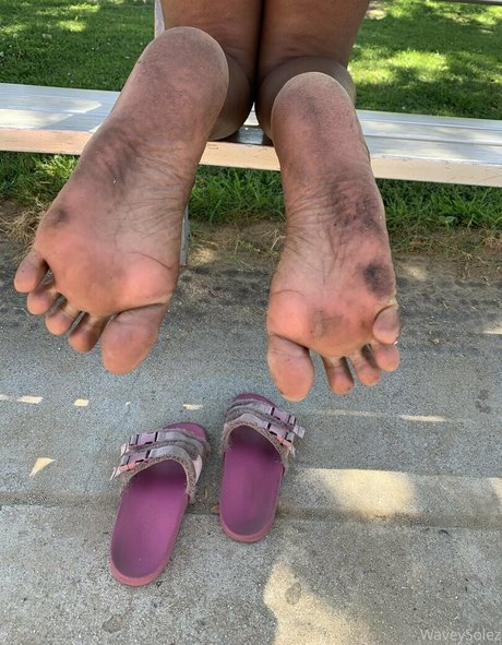 waveysolezz model nudes archive