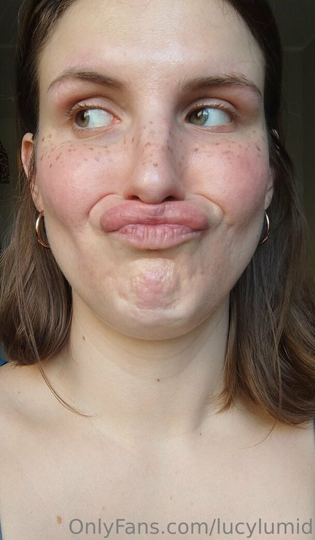 lucylumid beautiful pornstar picture