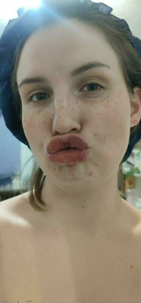 lucylumid adult actress pics