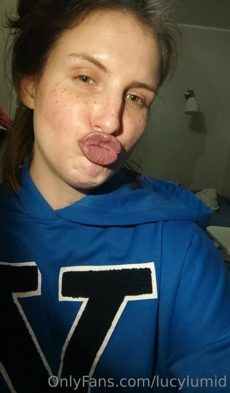 lucylumid adult star img