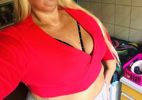 barbiessbbw star naked pics