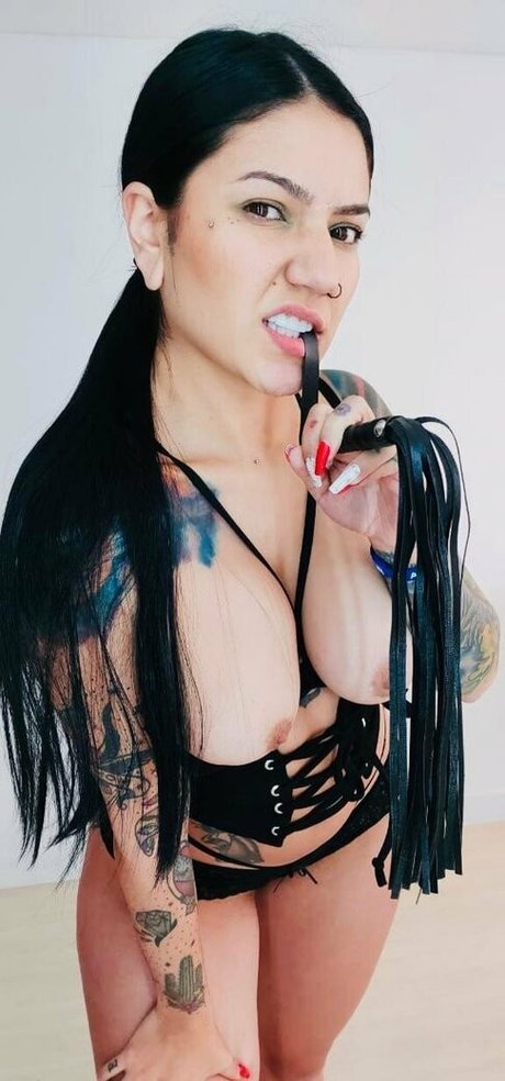 lolisaenz pornographic model pics