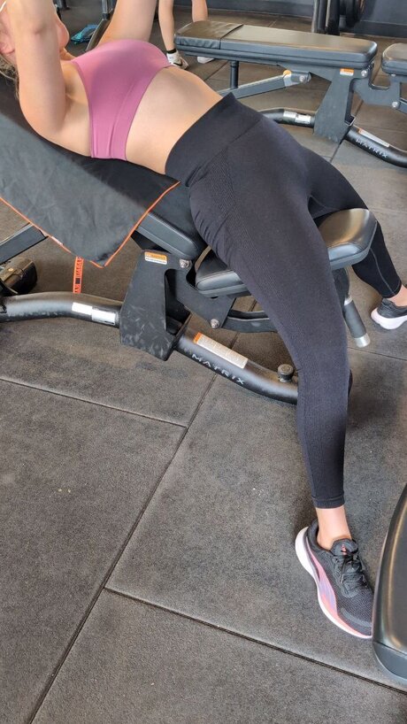 sam dreamy lips pretty actress images