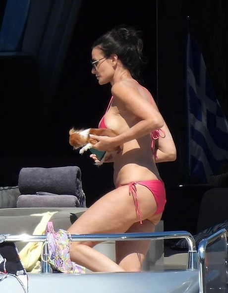 Demi Moore pornstar erotic img