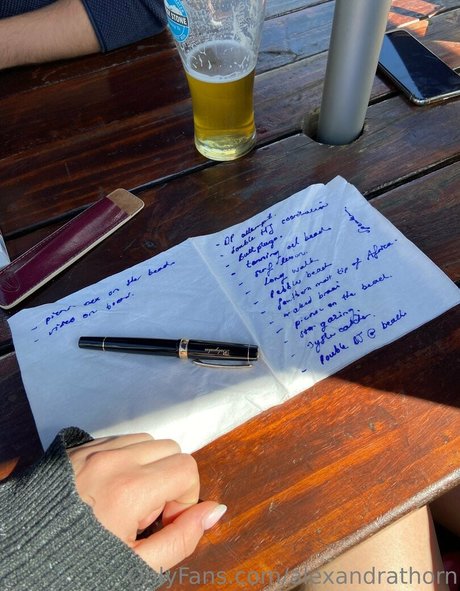 alexandrathorn nude star img