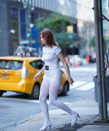 Renatarii naked star archive