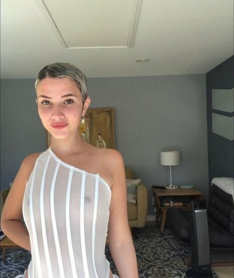 Daisy Delancey best star pics