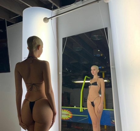 Daisy Delancey high quality actress photo