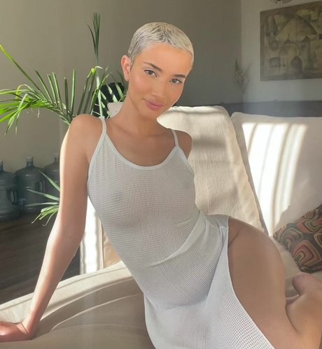 Daisy Delancey exclusive pornstar photos