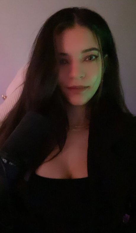 skinny babe onlyfans free xxx archive